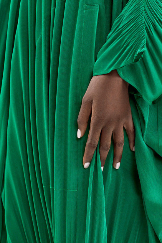 180126_ISSEYMIYAKE_PLEATSPLEASE_06_0481_A - Issey Miyake - Laura Bonnefous  - Overview  - Anne-Marie Gardinier Photographic Agency - Paris