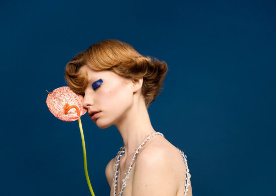 76A9964 - Throught - Laura Bonnefous  - Beauty Overview  - Anne-Marie Gardinier Photographic Agency - Paris