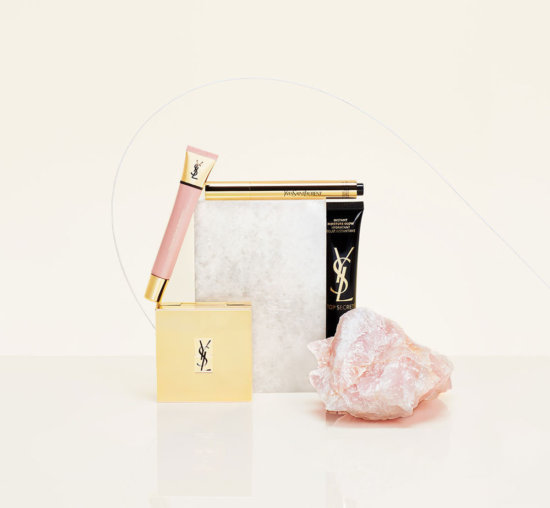 GLOW - YSL - Laura Bonnefous  - Overview Still life  - Anne-Marie Gardinier Photographic Agency - Paris