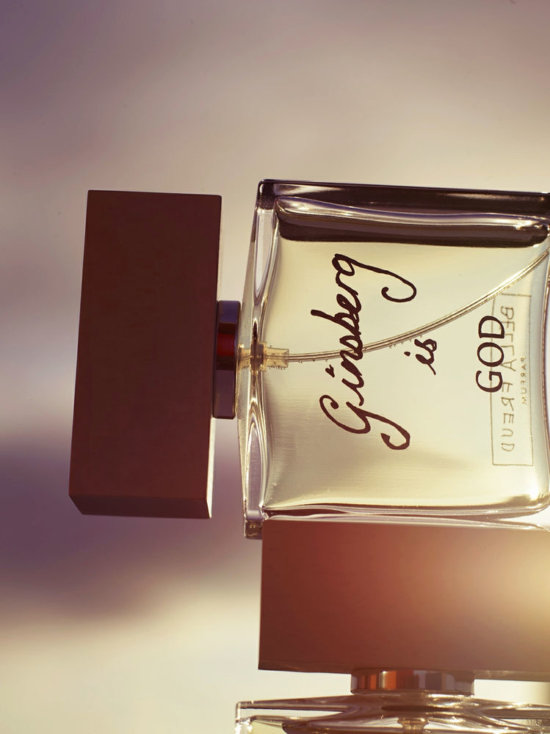 2 - Gucci perfume - Karin Berndl  - Still life  - Anne-Marie Gardinier Photographic Agency - Paris