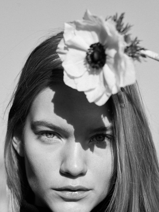 3 - 5 - Karin Berndl  - Beauty Overview  - Anne-Marie Gardinier Photographic Agency - Paris