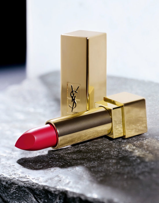 3 - YSL lipstick - Karin Berndl  - Overview  - Anne-Marie Gardinier Photographic Agency - Paris