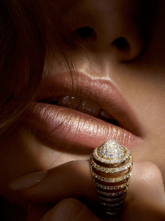jewels1 - Jewells - Karin Berndl  - Beauty  - Anne-Marie Gardinier Photographic Agency - Paris