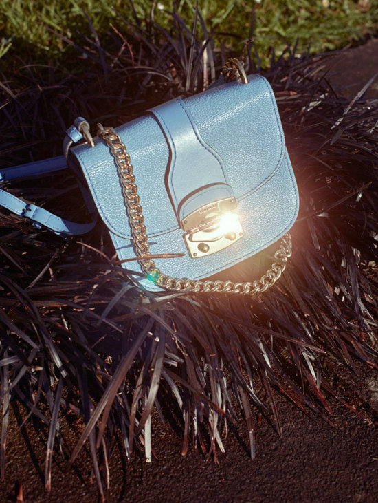 shot7 - miu miu - Karin Berndl  - Overview Still life  - Anne-Marie Gardinier Photographic Agency - Paris