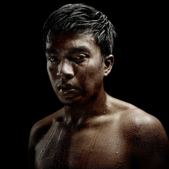 Petchnam-aek79017 - Black eyes - Denis Rouvre  - Overview  - Anne-Marie Gardinier Photographic Agency - Paris