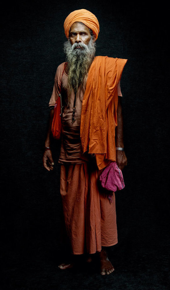 ville : HaridwarAge : 64 ansSadhu depuis 35 ans - Sâdhus - Denis Rouvre  - Overview  - Anne-Marie Gardinier Photographic Agency - Paris