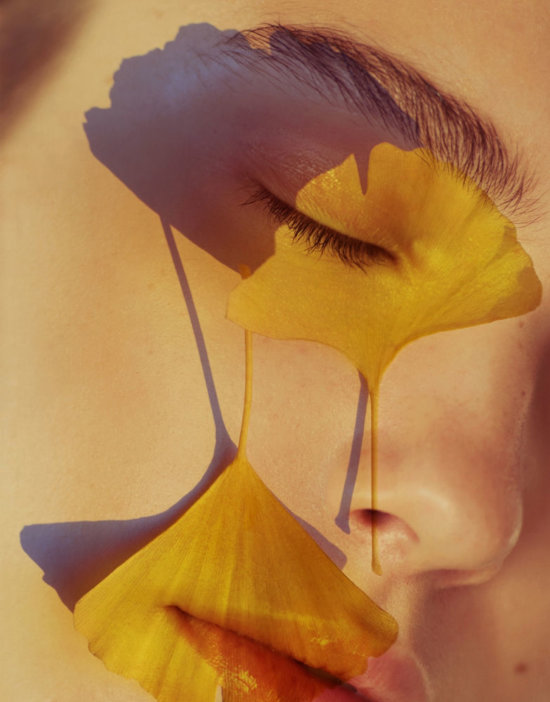 2 - Yellow skin - Karin Berndl  - Beauty Overview  - Anne-Marie Gardinier Photographic Agency - Paris