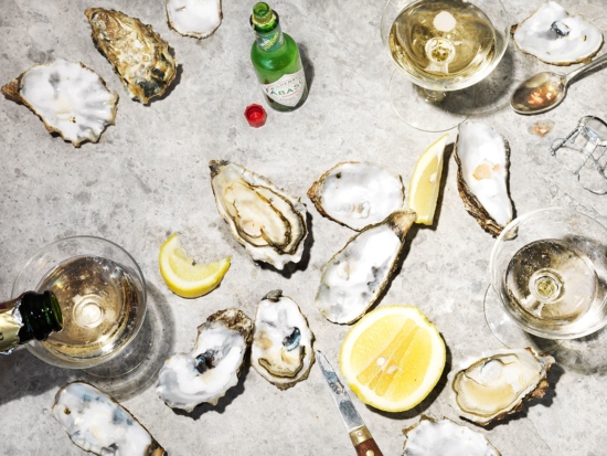 Oysters_Comp01 - Jason Hindley – March 2021 - Jason Hindley  - Still life  - Anne-Marie Gardinier Photographic Agency - Paris