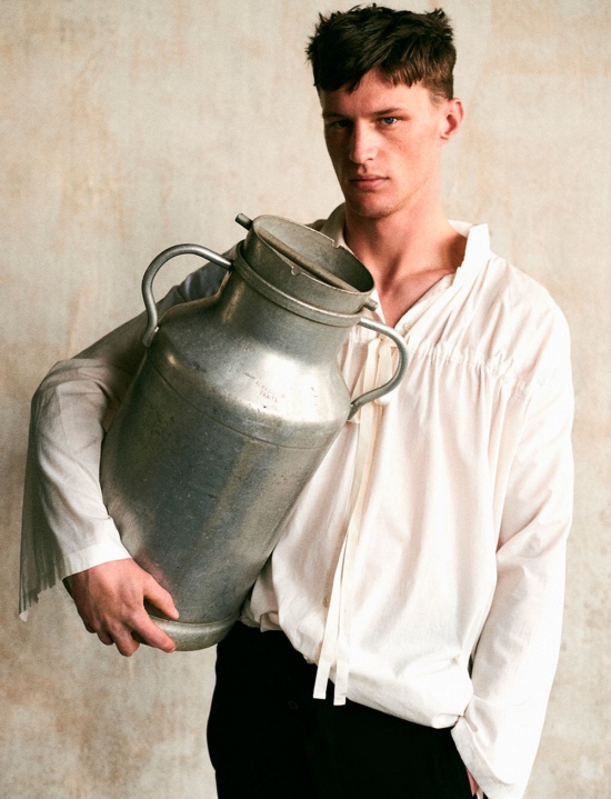 01-OlivierYoan-Milkman-2019.03.29 - Jack Buchanan - Olivier Yoan  - Overview  - Anne-Marie Gardinier Photographic Agency - Paris