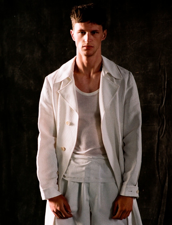03-OlivierYoan-Milkman-2019.03.29 - Jack Buchanan - Olivier Yoan  - Overview  - Anne-Marie Gardinier Photographic Agency - Paris
