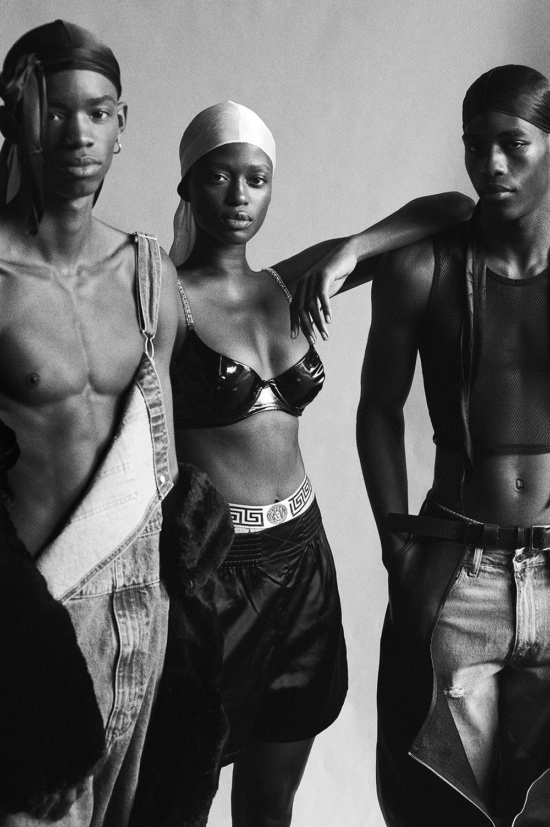 AlstonWorksStory-ByOlivierYoan-6 - Alston works story - Olivier Yoan  - Overview  - Anne-Marie Gardinier Photographic Agency - Paris