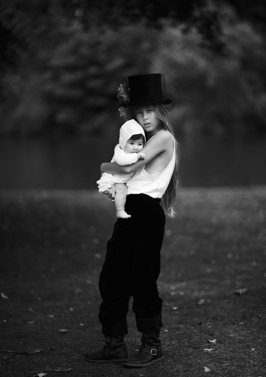 _DSC9870-By-OlivierYoan - portfolio_Hat - Olivier Yoan  - Overview  - Anne-Marie Gardinier Photographic Agency - Paris