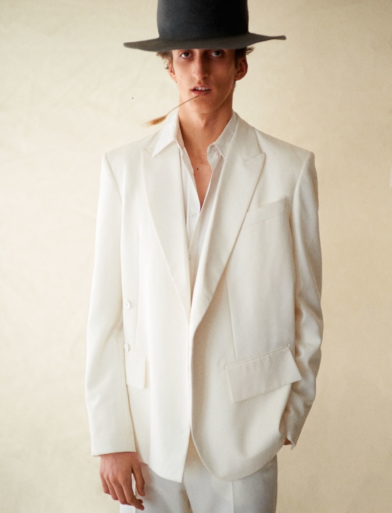 LeoMunwell-by-OlivierYoan4 - Leo Munwell_2 - Olivier Yoan  - Overview  - Anne-Marie Gardinier Photographic Agency - Paris