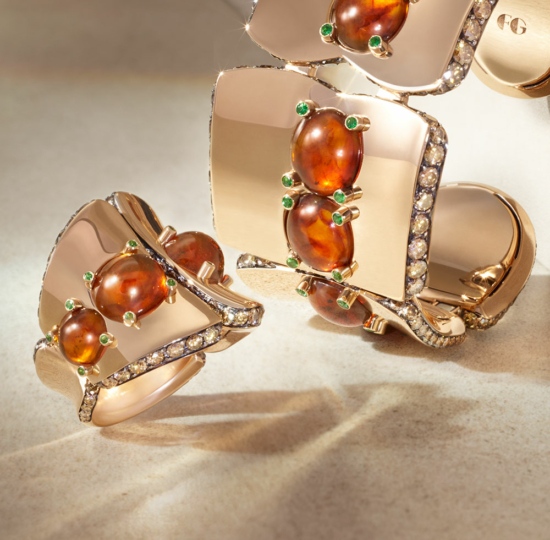 FawazGruosi-03-STILL-MANCHETTE-ET-BAGUE-CABOCHON-050_RGB_V3 - Fawaz Gruosi - Karin Berndl  - Overview  - Anne-Marie Gardinier Photographic Agency - Paris
