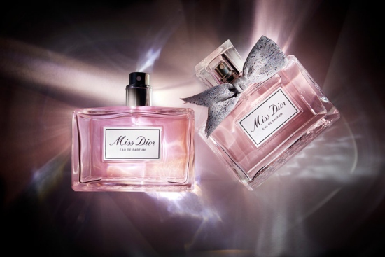 TB_HUNGER21_FRAGRANCE_MISSDIOR - Fragance - Tom Brannigan  - Overview Still life  - Anne-Marie Gardinier Photographic Agency - Paris