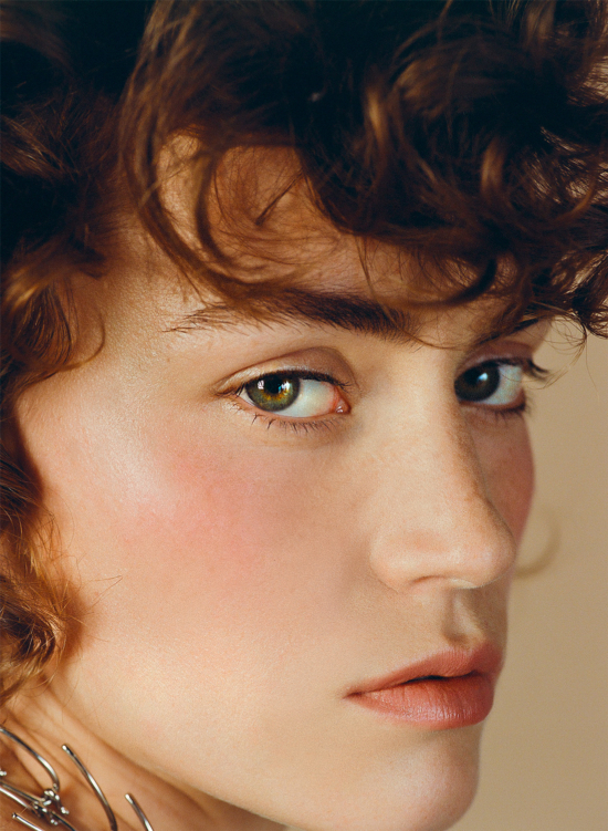 1NSTANT_STUDIO_NEGA_29 - 1nstant -  - Overview  - Anne-Marie Gardinier Photographic Agency - Paris