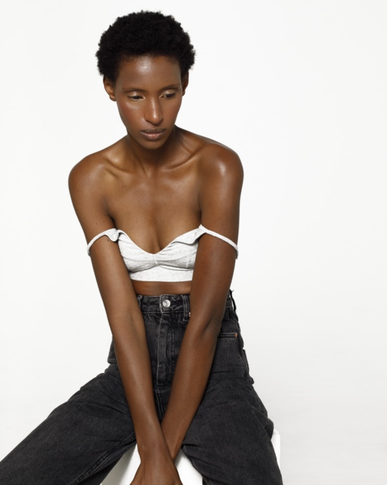 1233 - JABE - Jabe  - Overview  - Anne-Marie Gardinier Photographic Agency - Paris