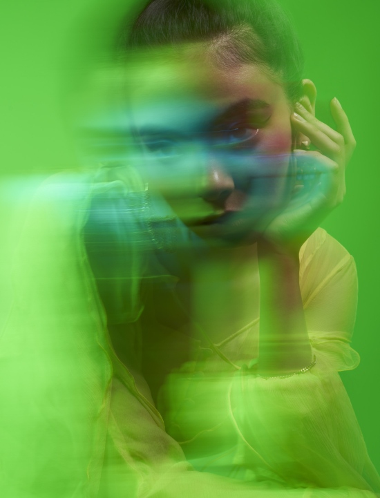 TB_PARISBEAUTY_MOETV1_DSC0884 - Tom Brannigan for 1nstant magazine styled by Christine Lerche - Tom Brannigan  - Beauty Overview  - Anne-Marie Gardinier Photographic Agency - Paris