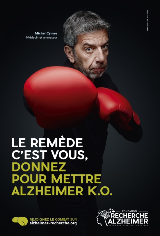 ALZHEIMER_Abribus-2 - Fondation recherche Alzheimer - Denis Rouvre  - Commissions  - Anne-Marie Gardinier Photographic Agency - Paris