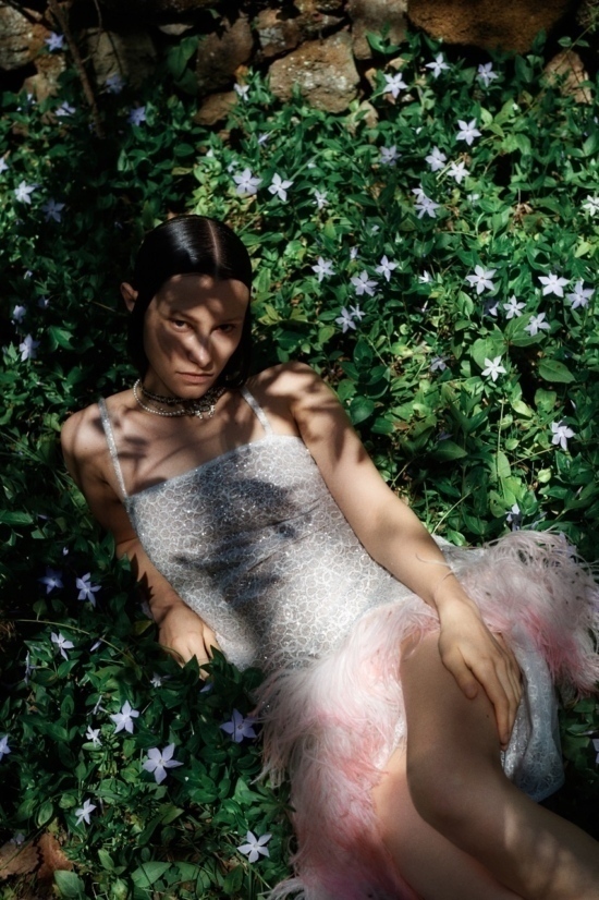 _DSC0132 – Elf by Olivier Yoan – Grande -  - Olivier Yoan  - Overview  - Anne-Marie Gardinier Photographic Agency - Paris