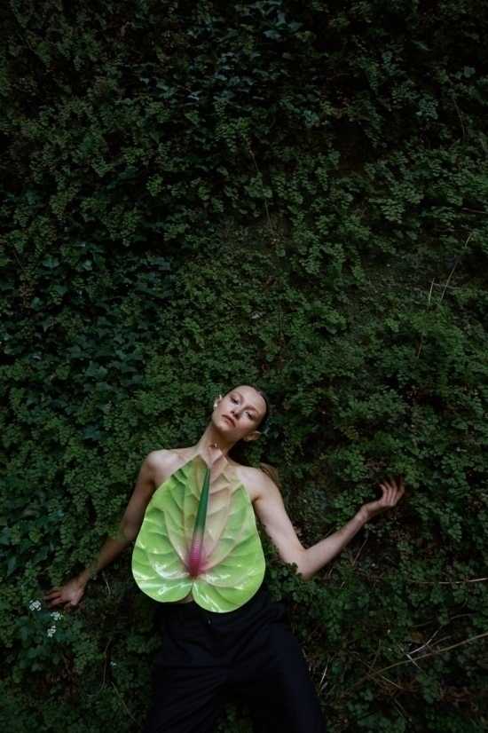 _DSC0788 – Elf by Olivier Yoan – Grande -  - Olivier Yoan  - Overview  - Anne-Marie Gardinier Photographic Agency - Paris