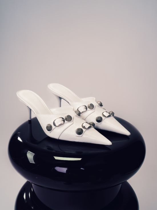 230612_GLCE-STILL_LIFE_02-BALENCIAGA-0021-1 -  - Jean Philippe Lebée  - Overview  - Anne-Marie Gardinier Photographic Agency - Paris