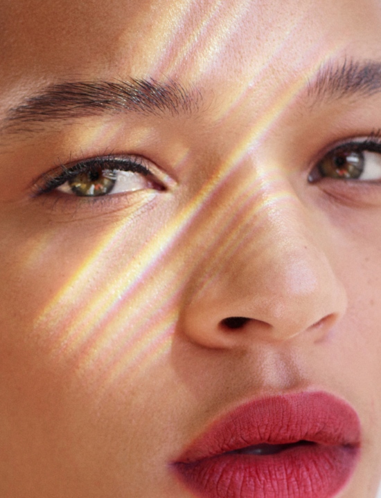 Crop -  - Karin Berndl  - Beauty Overview  - Anne-Marie Gardinier Photographic Agency - Paris