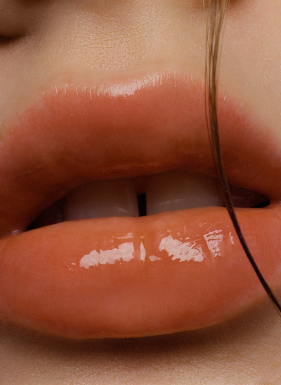 GEORGIA_BEAUTE_2_RETOUCHE -  -  - Overview  - Anne-Marie Gardinier Photographic Agency - Paris