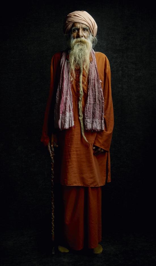 Ville : Kurukshetra
Age : 75 ans
Sadhu depuis 30 ans - Sâdhus - Denis Rouvre  - Overview  - Anne-Marie Gardinier Photographic Agency - Paris