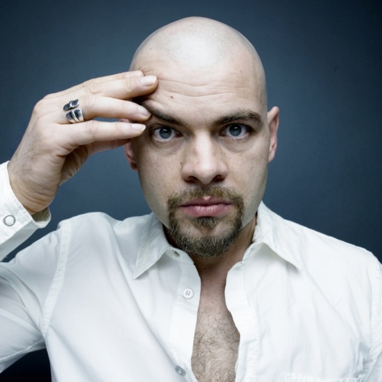 Clovis-Corniac-002702-1000×1000 - Portraits - Denis Rouvre  - Overview  - Anne-Marie Gardinier Photographic Agency - Paris