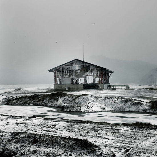Tsunami-199-1802 - LOW TIDE - Denis Rouvre  - Overview  - Anne-Marie Gardinier Photographic Agency - Paris