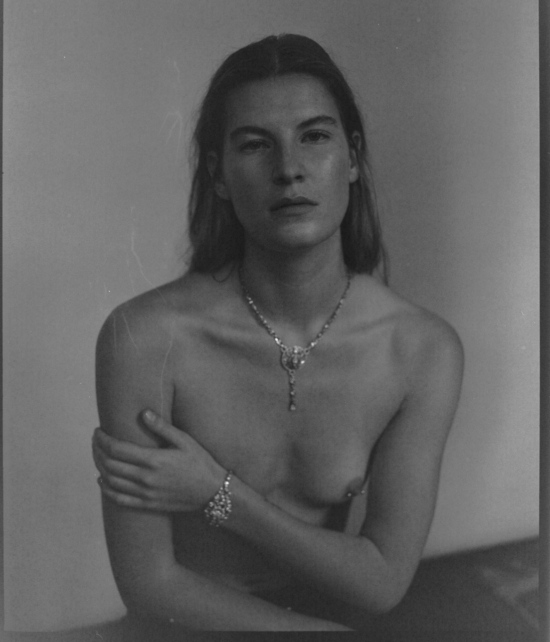9_1nstant_Joaillerie_PENTAX_1925 – Grande -  -  - Overview  - Anne-Marie Gardinier Photographic Agency - Paris