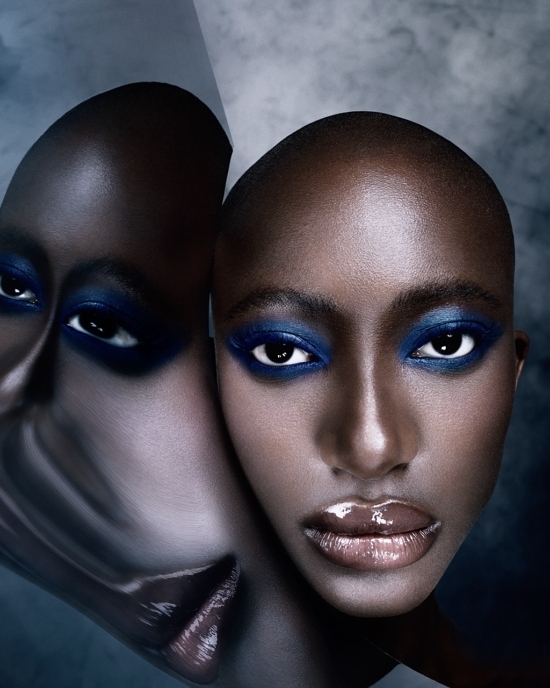 JN7A9263def – Grande - Jabe – Blue -  - Overview  - Anne-Marie Gardinier Photographic Agency - Paris