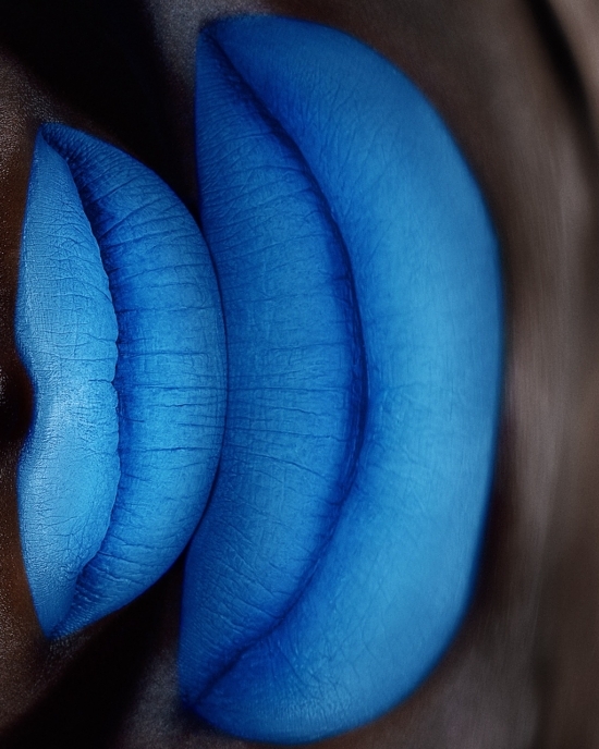 JN7A9303cropdef – Grande - Jabe – Blue -  - Overview  - Anne-Marie Gardinier Photographic Agency - Paris
