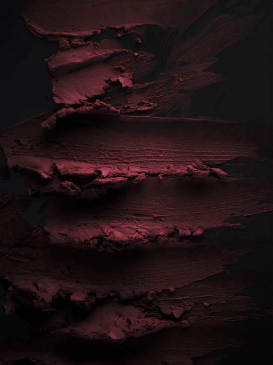 tb+lipstick_9.4.24_3 - Tom Branningan - Tom Brannigan  - Overview Still life  - Anne-Marie Gardinier Photographic Agency - Paris