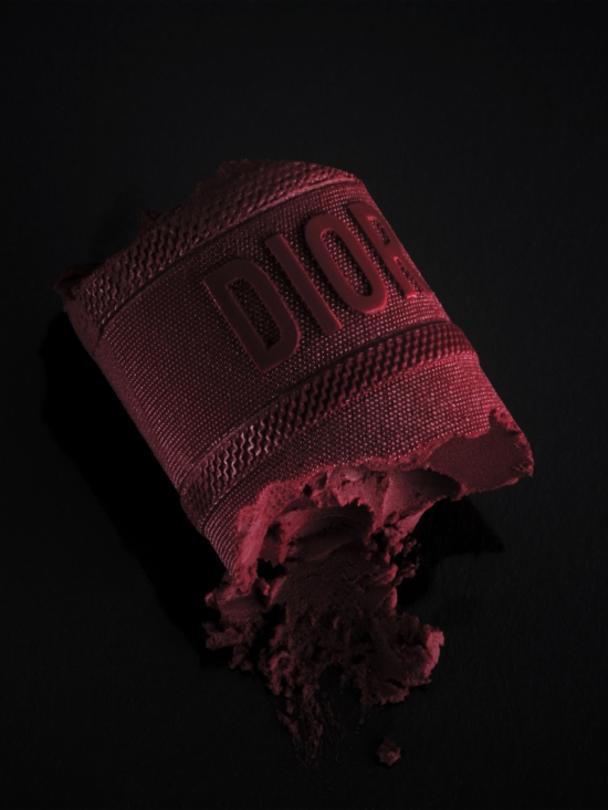 tb+lipstick_9.4.24_4 - Tom Branningan - Tom Brannigan  - Overview Still life  - Anne-Marie Gardinier Photographic Agency - Paris
