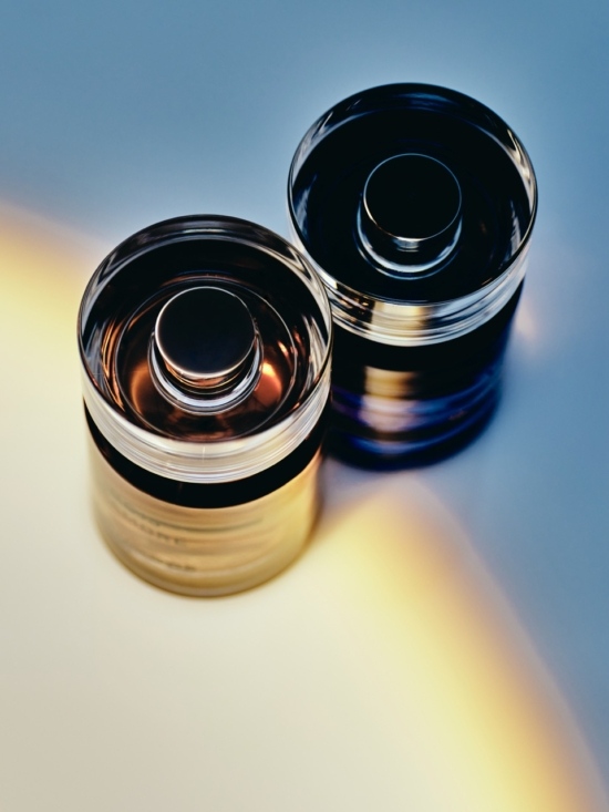 240313_PARFUM3859 – Grande - Laura Bonnefous - Laura Bonnefous  - Overview Still life  - Anne-Marie Gardinier Photographic Agency - Paris