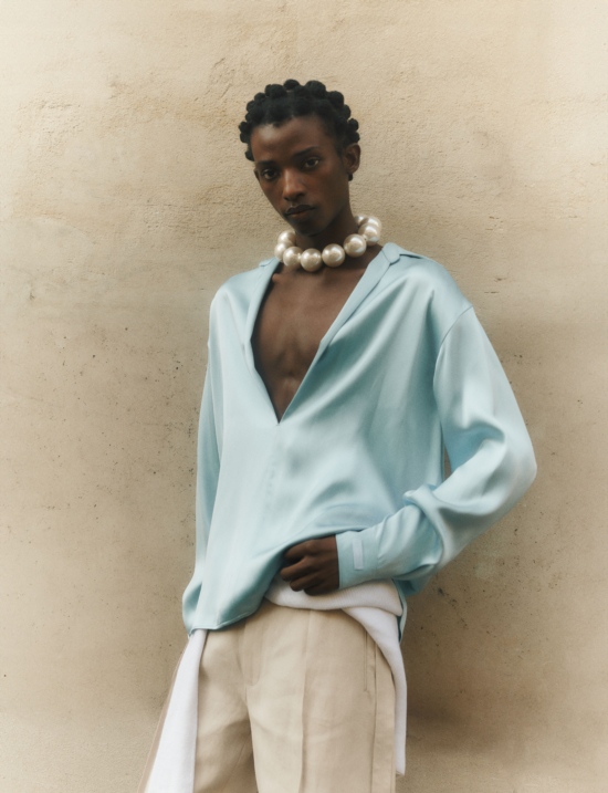 2024.03.19 NUMERO NL – Olivier Yoan 13 - Olivier Yoan for Numero Switzerland - Olivier Yoan  - Overview  - Anne-Marie Gardinier Photographic Agency - Paris