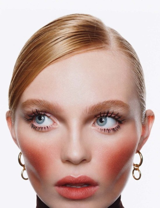 LOOK_07_1083DEFV3 - Jabe for Grazia UK Special Dior Beauty - Jabe  - Overview  - Anne-Marie Gardinier Photographic Agency - Paris
