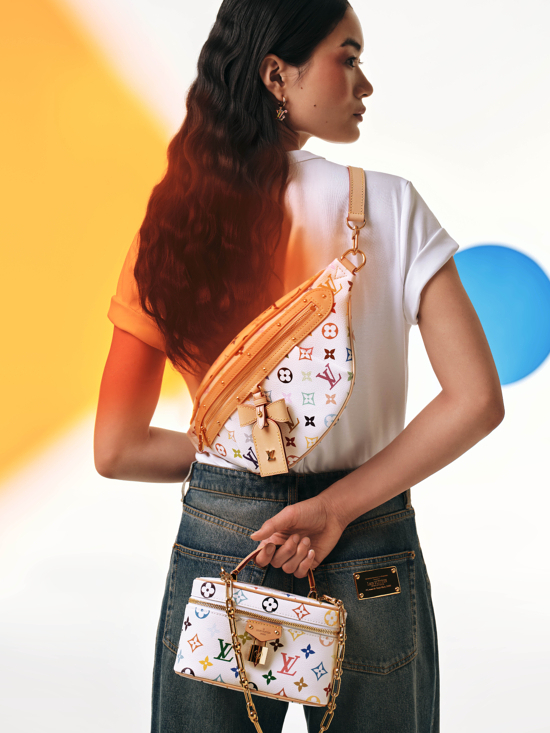 241216_LV_MURAKAMI0472v2 - Laura Bonnefous Special Louis Vuitton & Murakami - Laura Bonnefous  - Overview  - Anne-Marie Gardinier Photographic Agency - Paris