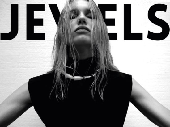 JEW DREAMS-1 - Christine Lerche – Jewels -  - Overview  - Anne-Marie Gardinier Photographic Agency - Paris