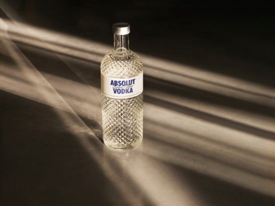 AbsolutVodka_03 - Jason Hindley – Absolut - Jason Hindley  - Still life  - Anne-Marie Gardinier Photographic Agency - Paris