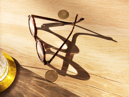 BrownGlasses_03_BDEF - Jason Hindley – Dress Up - Jason Hindley  - Still life  - Anne-Marie Gardinier Photographic Agency - Paris