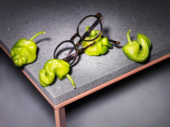 GlassesAndPeppers_02 - Jason Hindley – Specs - Jason Hindley  - Still life  - Anne-Marie Gardinier Photographic Agency - Paris