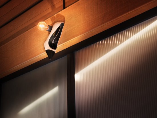 HeelOnLightFitting_02 - Jason Hindley – Dress Up - Jason Hindley  - Still life  - Anne-Marie Gardinier Photographic Agency - Paris