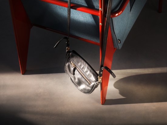 ProuveAndBag_02 - Jason Hindley – Bags - Jason Hindley  - Still life  - Anne-Marie Gardinier Photographic Agency - Paris