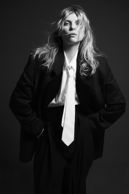Clemence.Poesy17124_V1 - Christine Lerche – Clémence Poesy -  - Overview  - Anne-Marie Gardinier Photographic Agency - Paris