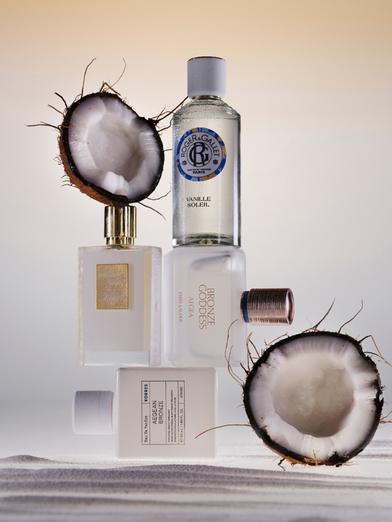RGB_TB_GALA_SUMMERFRAGRANCE_13.14.6.250135_f2_BDEF - Tom Brannigan for GALA - Tom Brannigan  - Overview Still life  - Anne-Marie Gardinier Photographic Agency - Paris