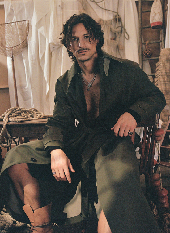 100801680011_BDEF - Numero Netherlands.Photographer Guillaume Malheiro -  - Overview  - Anne-Marie Gardinier Photographic Agency - Paris