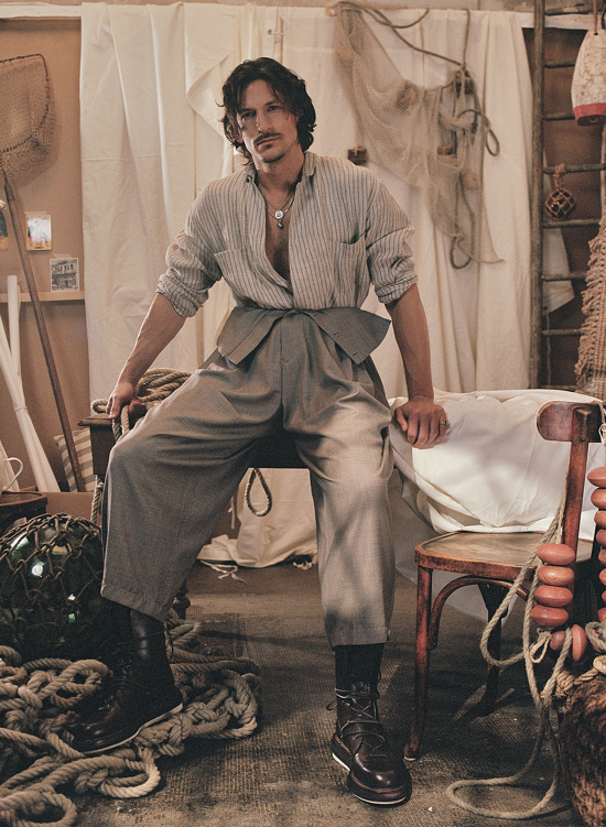 100801680014_BDEF - Numero Netherlands.Photographer Guillaume Malheiro -  - Overview  - Anne-Marie Gardinier Photographic Agency - Paris